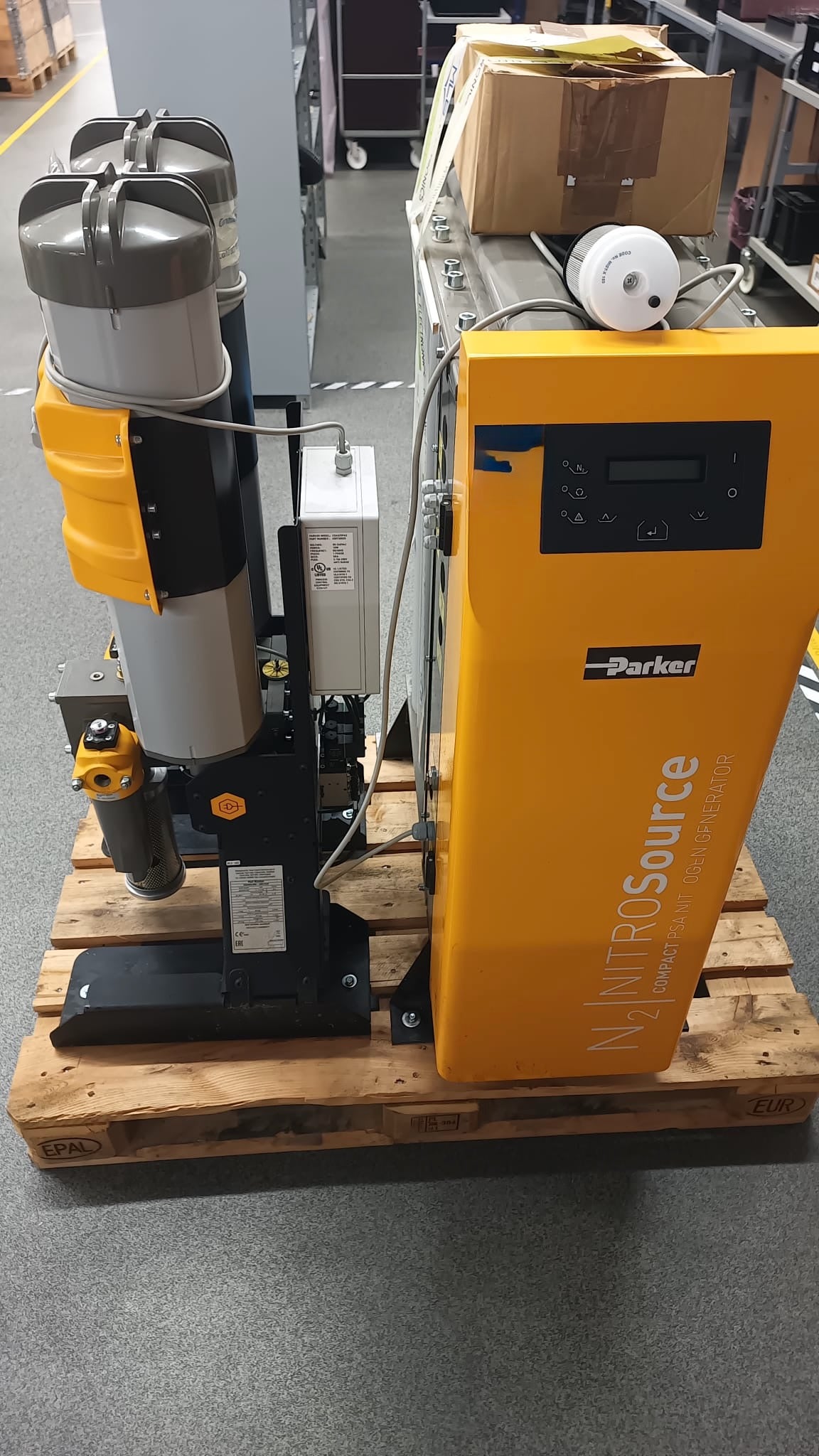 Ecoselect 2, vintage 2011 with Parker N2 generator