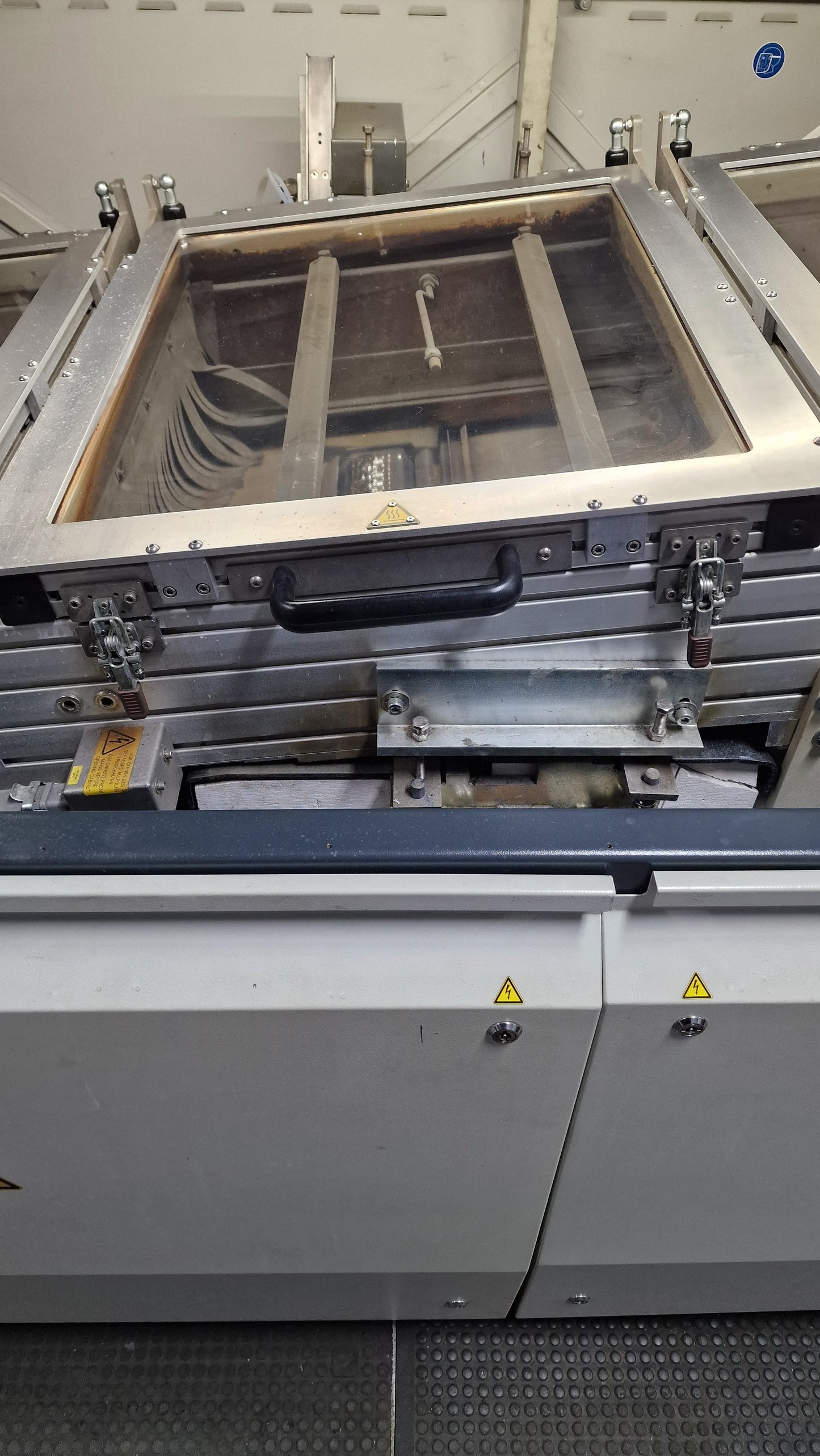 ERSA Powerflow N2, vintage 2013, wave soldering oven