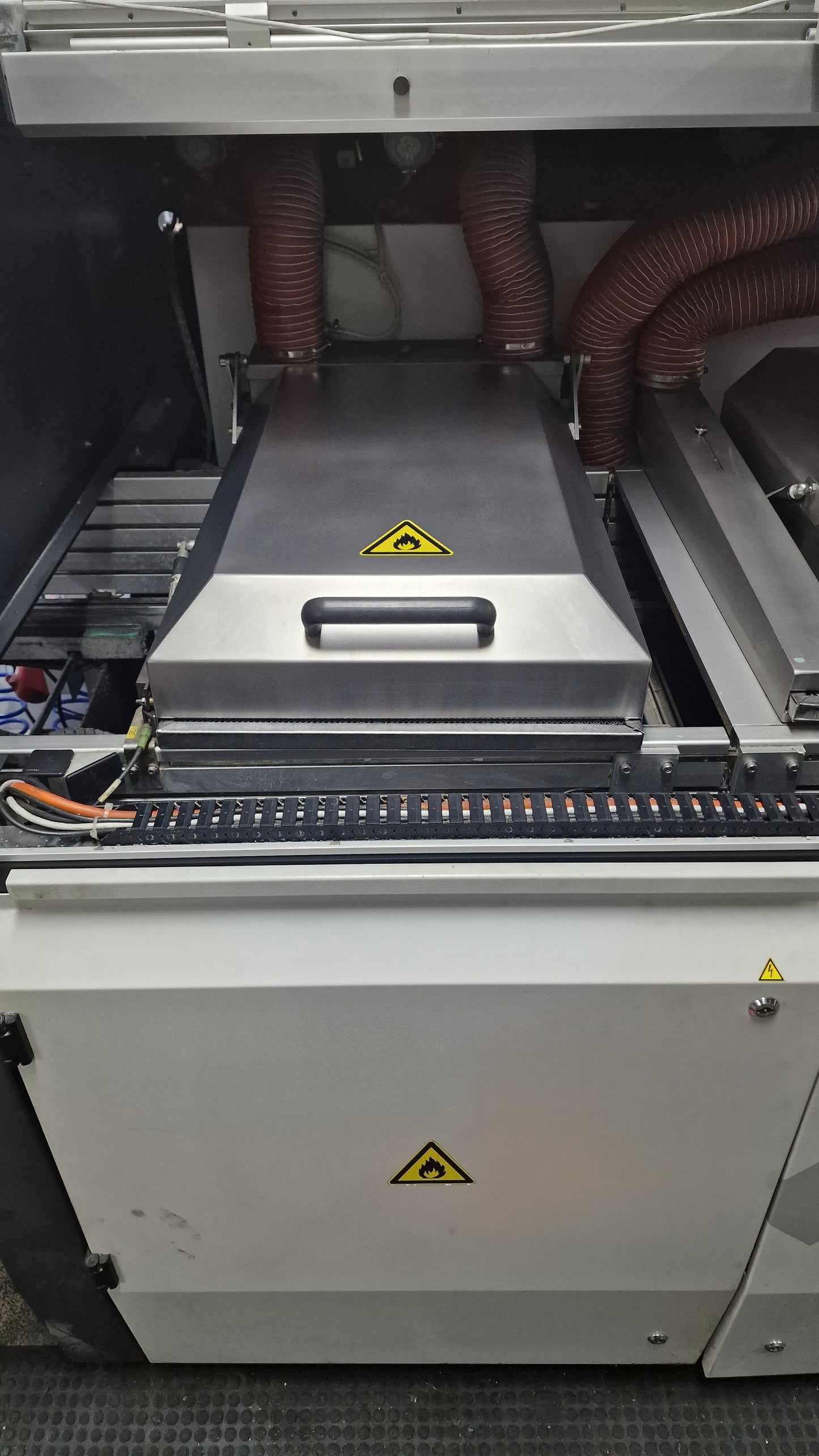 ERSA Powerflow N2, vintage 2013, wave soldering oven