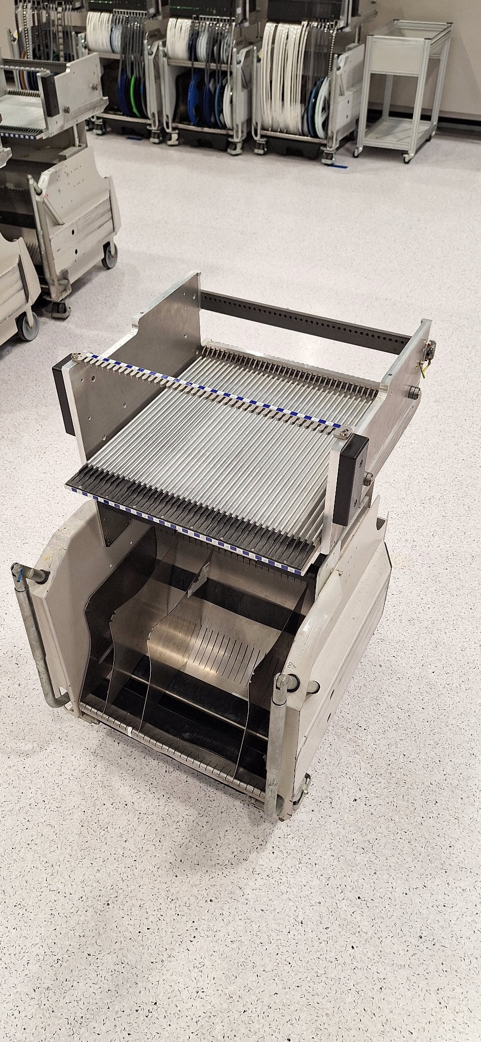 ASM Siplace COT40, feeder tables